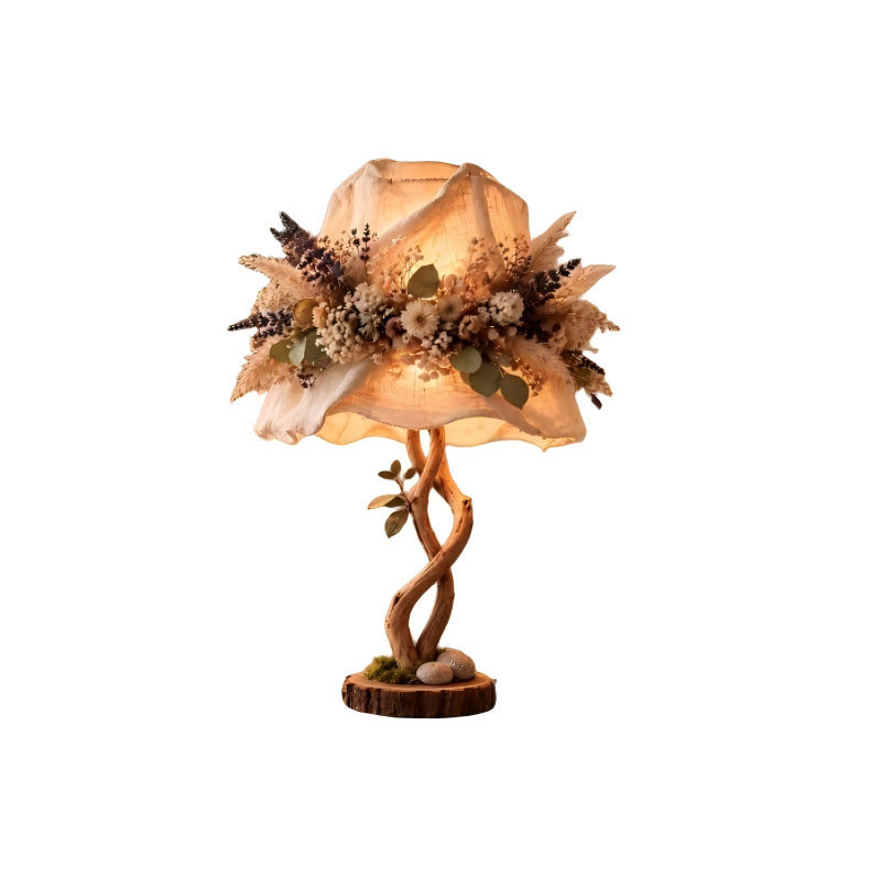 Dekorative Tischlampe mit floralen Elementen Karnz