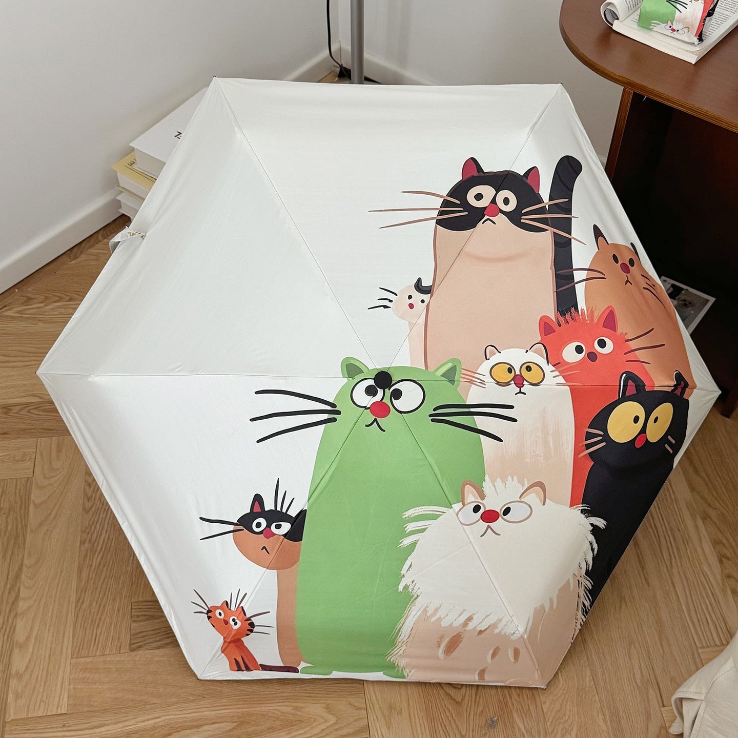 Damen Faltbarer Regenschirm mit verspieltem Katzenmotiv Karnz
