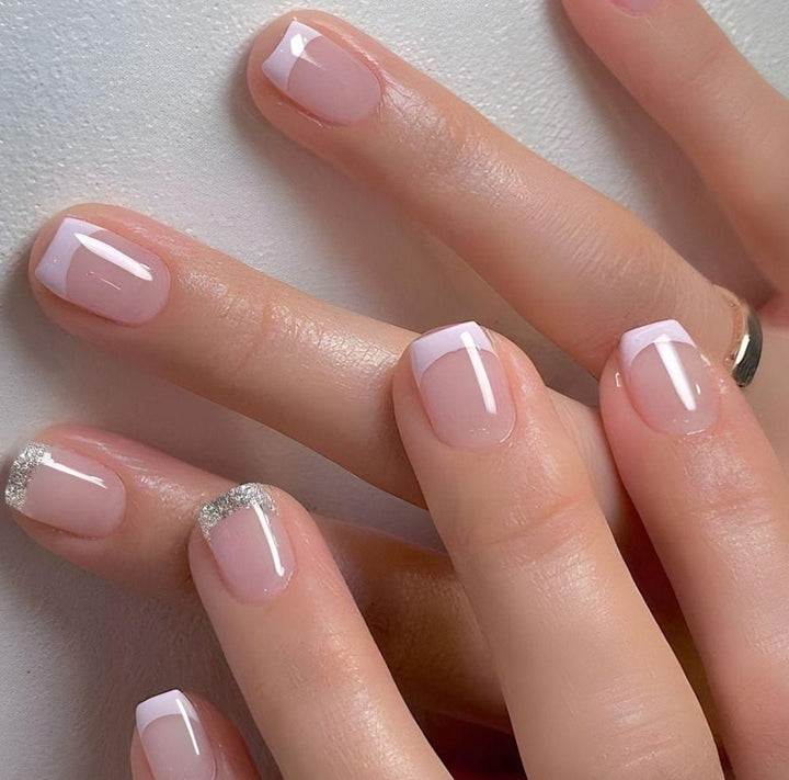 Künstlerische Acryl-Nagelverlängerungen Karnz
