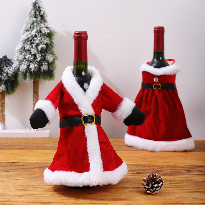 Dekorative Weinflaschenhülle im Weihnachtsmann-Look Karnz