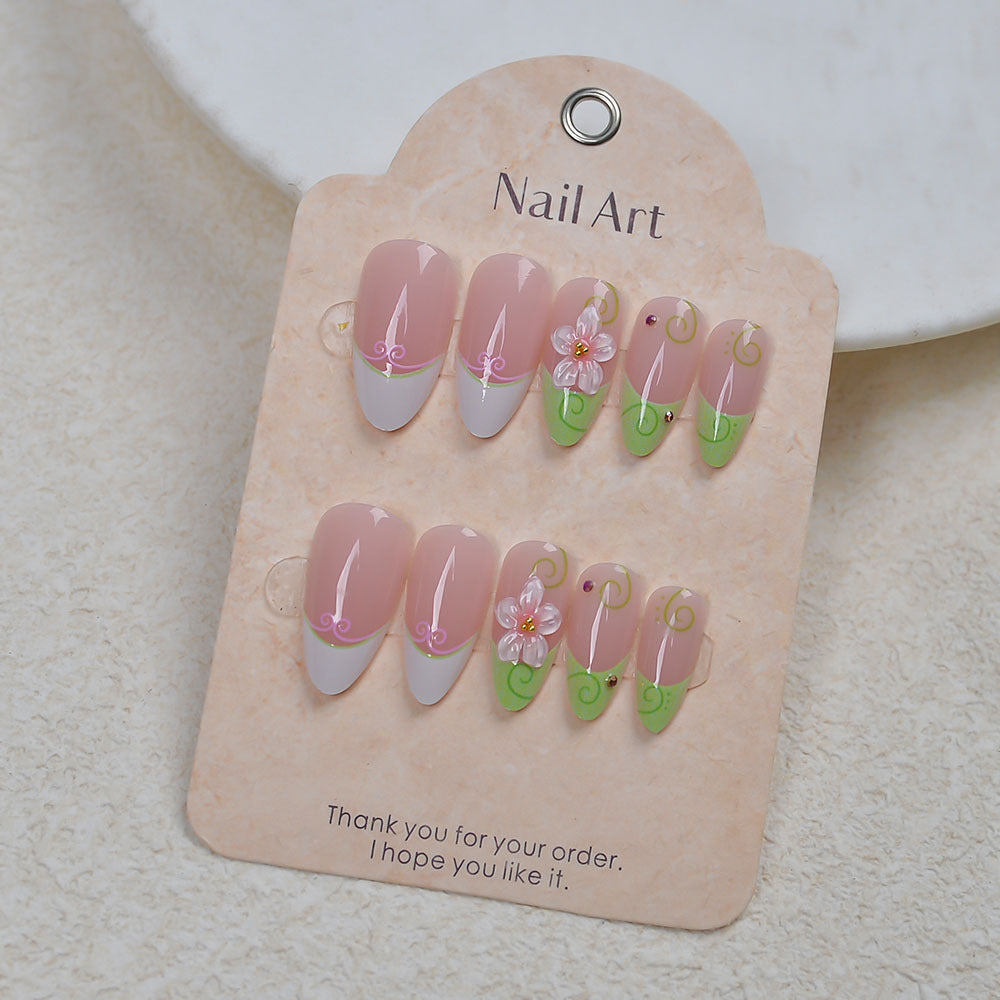 Künstlerisches Floral-Akzent Press-On Nagelset Karnz