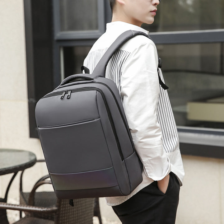 Moderner Rucksack mit Erweitertem Stauraum Karnz