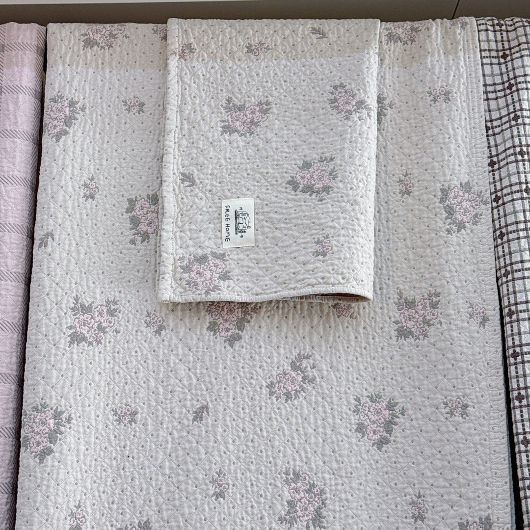 Damen Kuscheldecke mit niedlichem Pferdemotiv Karnz