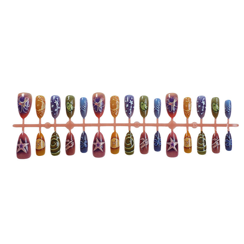 Kunstnagelset mit kreativen maritimen und naturinspirierten Motiven Karnz
