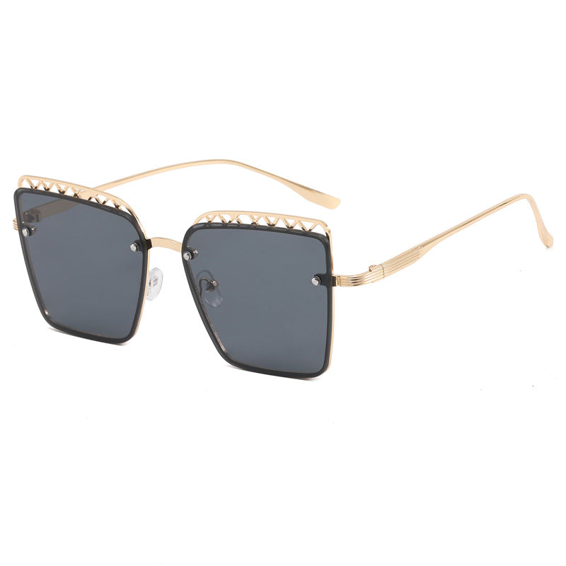 Damen Designer-Sonnenbrille mit glamourösen Akzenten Karnz