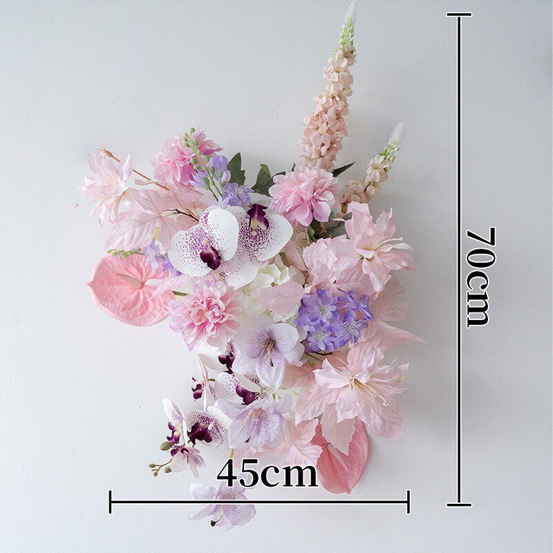 Lebensechte Blumenarrangement-Darstellung
