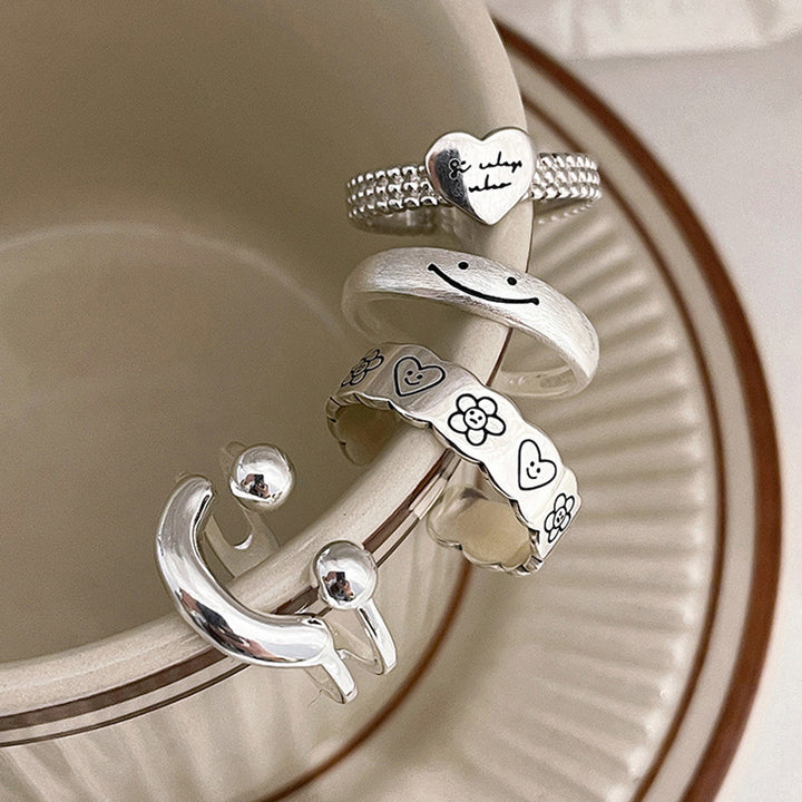 Verstellbarer Silberner Blumenmuster Ring Karnz