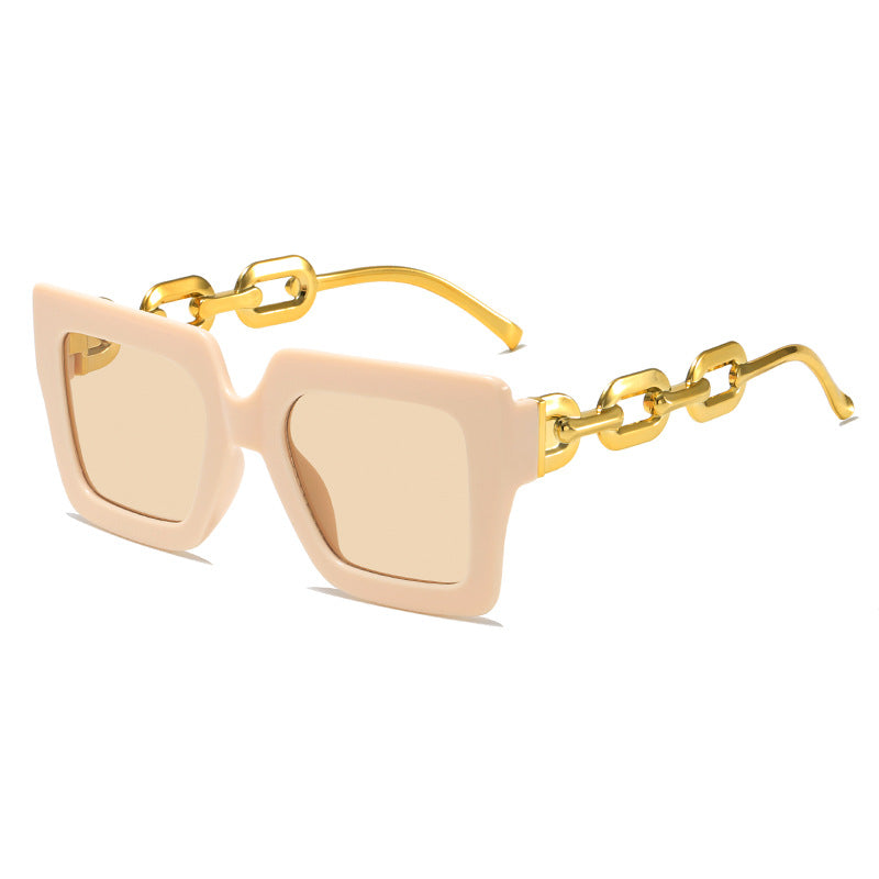 Damen Modische Sonnenbrille mit einzigartigem rechteckigen Rahmen und Kettendetails Karnz