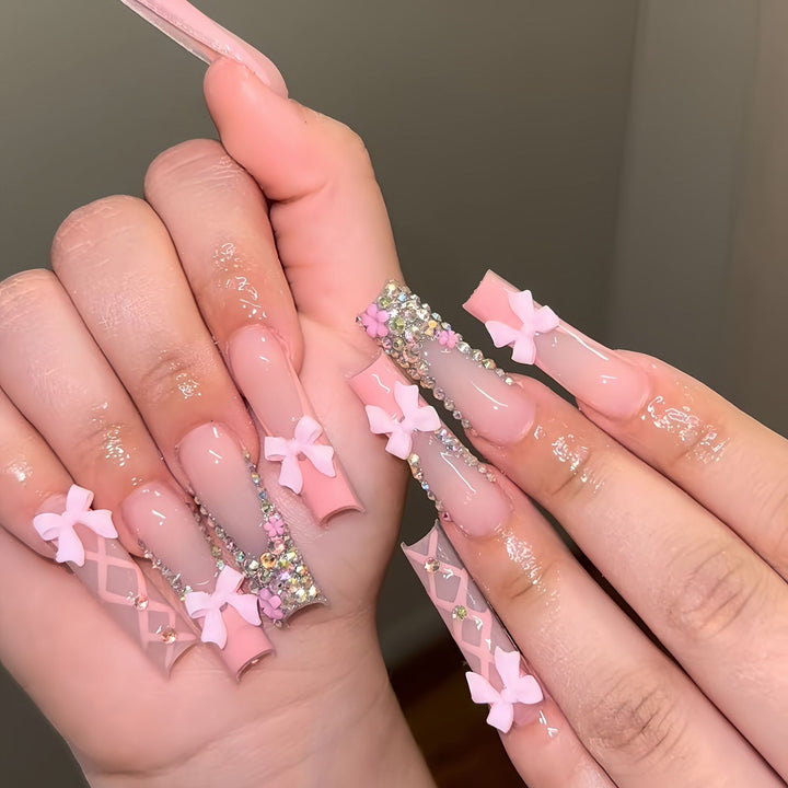 Dekorativer Press-On Nagelset Karnz