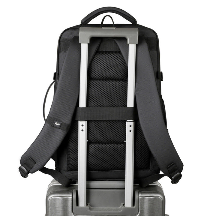 Multi-Funktions-Reiserucksack mit Technikfach Karnz