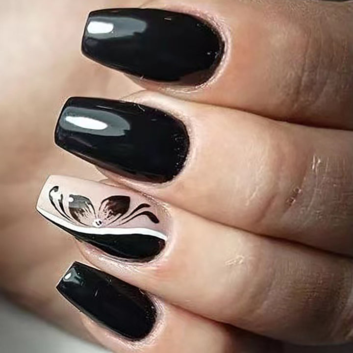 Elegante florale Nagel Kunst Extensions Karnz