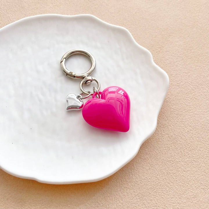 Herzförmiger Charm Schlüsselanhänger Karnz