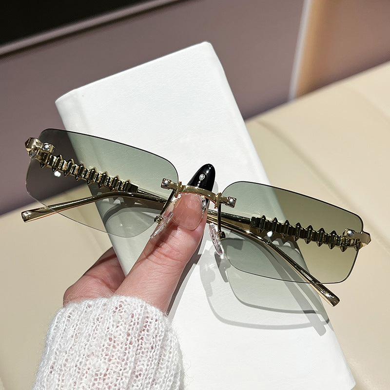 Damen elegante und modische Brille Karnz