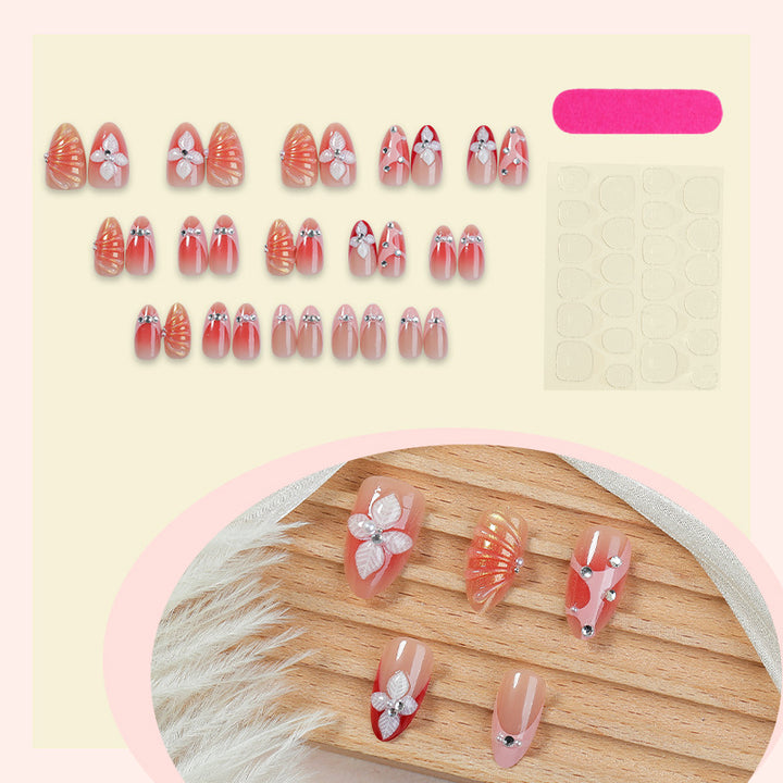 Press-On Nagelkunstset mit floralen und Juwelenakzenten Karnz