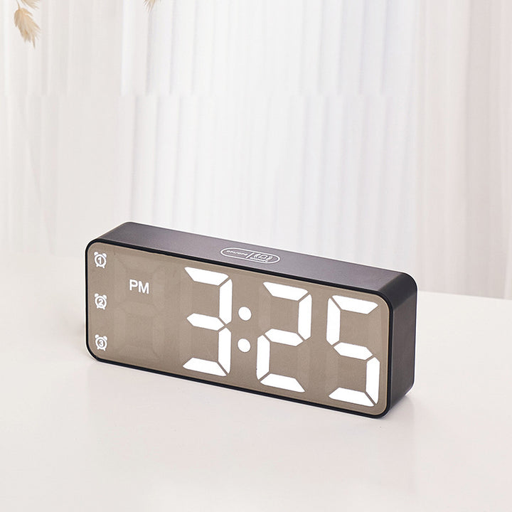 Digitaler Wecker mit großem Display Karnz