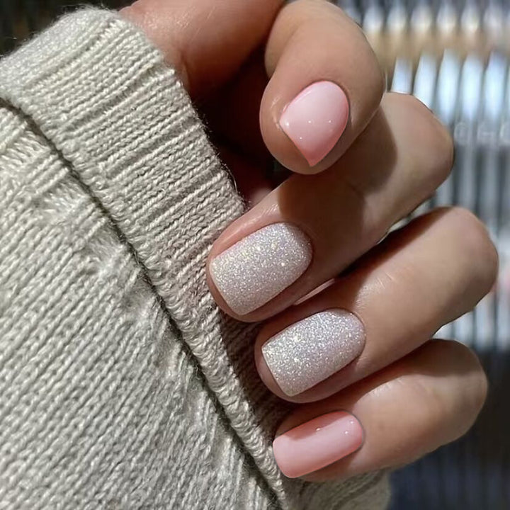 Premium Glänzendes Press-On Nagelset Karnz