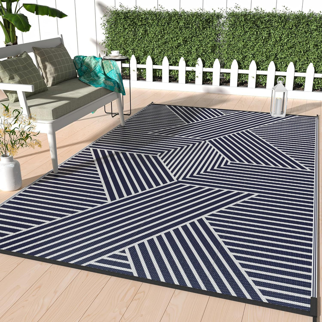 Geometrischer Outdoor-Teppich