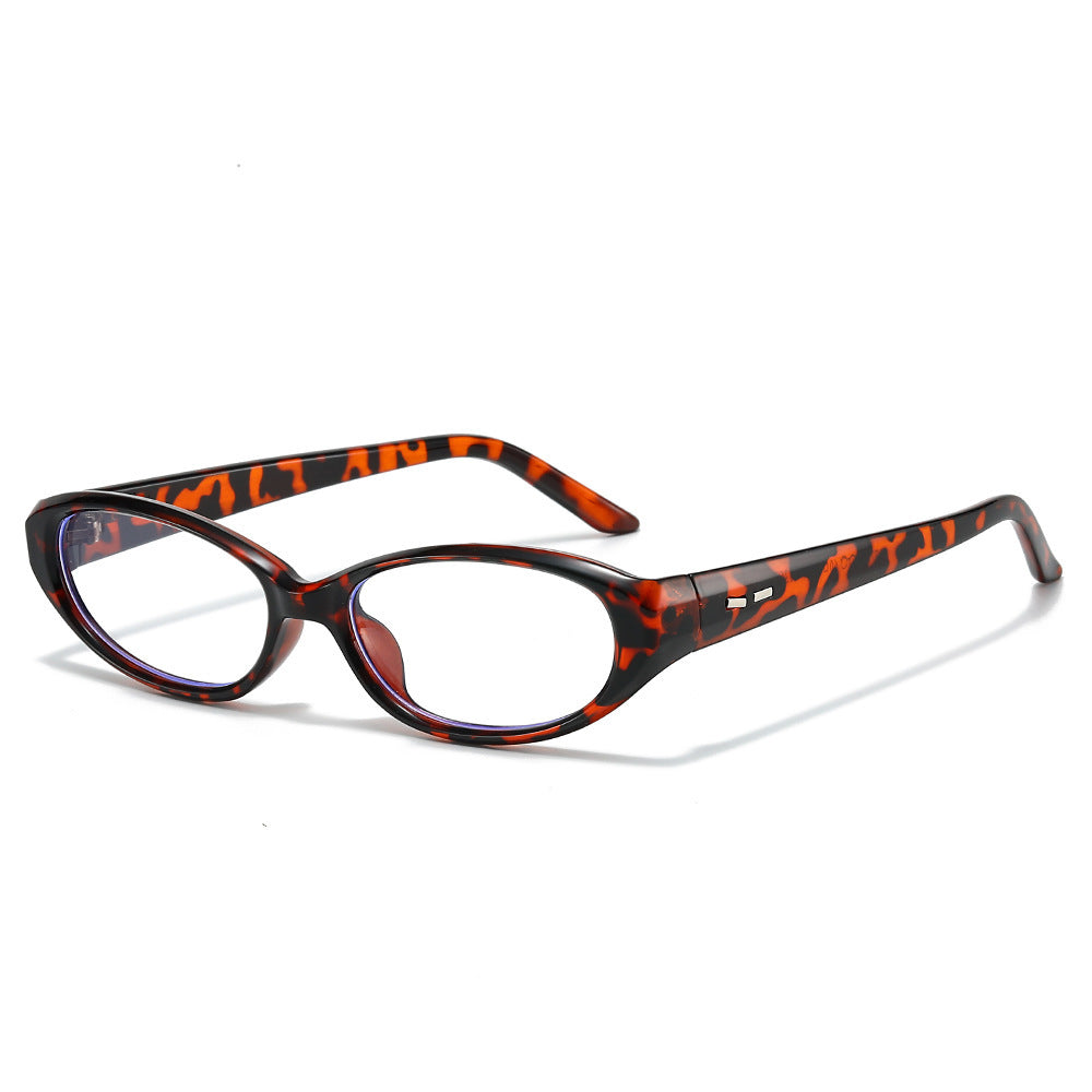 Schlanke retro-inspirierte ovale Sonnenbrille Karnz