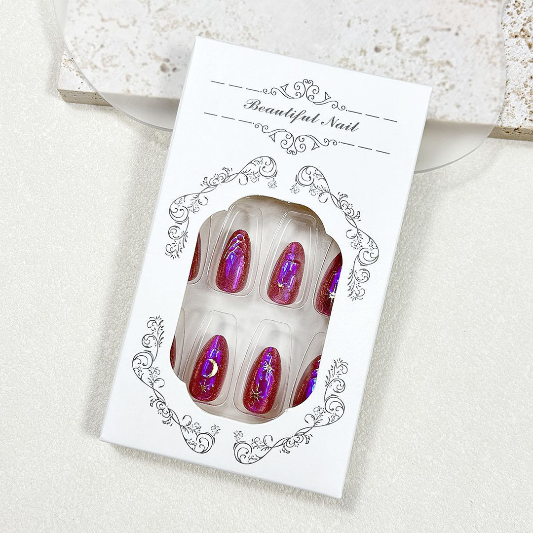 Dekorativer Press-On-Nagelset mit einzigartigen Designs Karnz