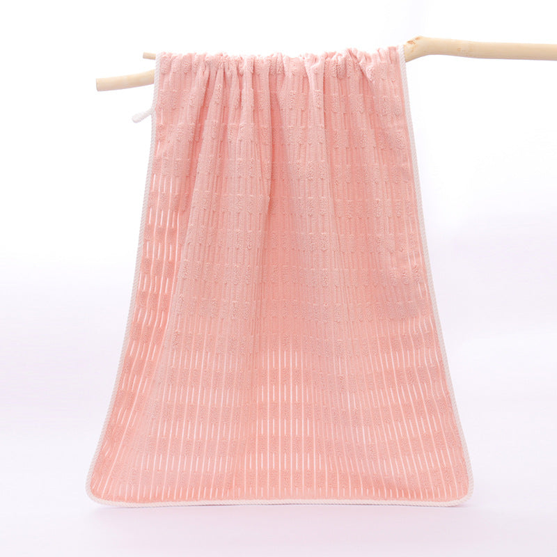 Damen Elegantes Frottee Handtuch mit modernen Mustern Karnz