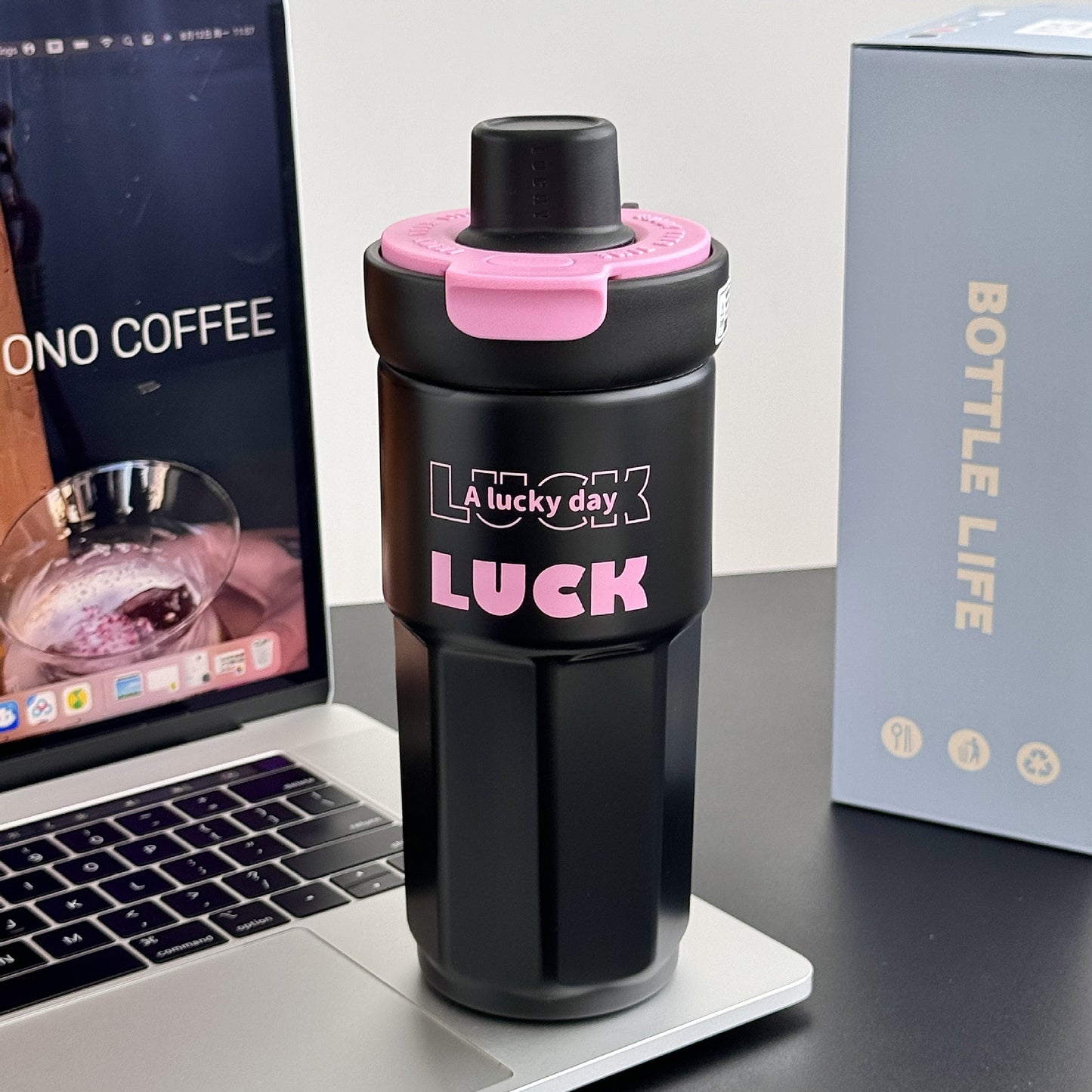 Damen stylische Kaffeetasse mit auslaufsicherem Deckel Karnz