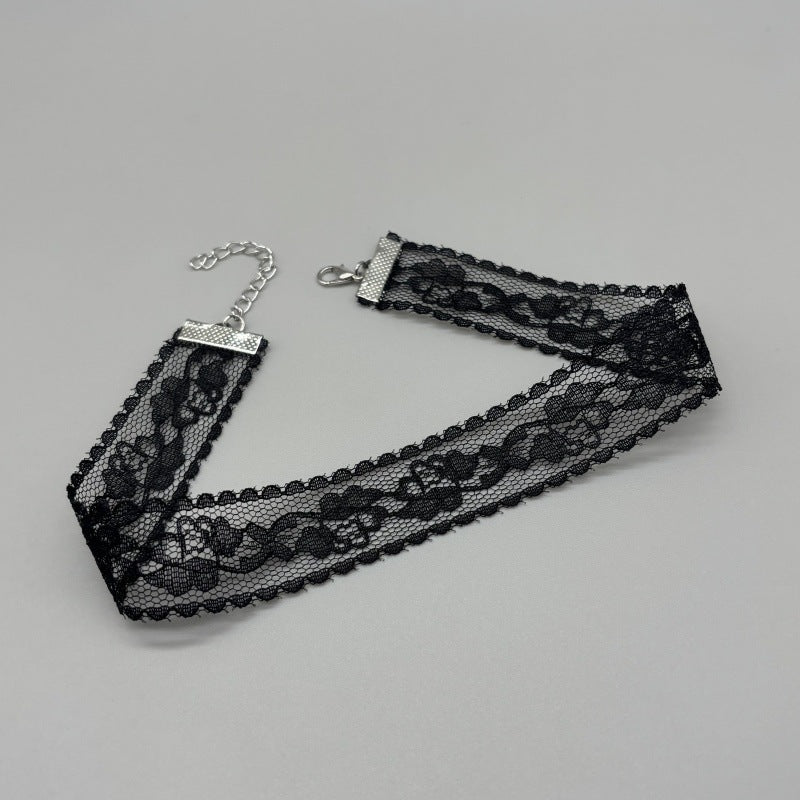 Eleganter Spitzen Choker Karnz