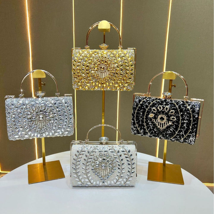 Aufwändiger bestickter Abendhandtasche