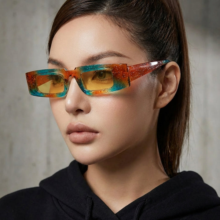 Damen modische geometrische Sonnenbrille mit transparentem Rahmen und polarisierenden Gläsern Karnz