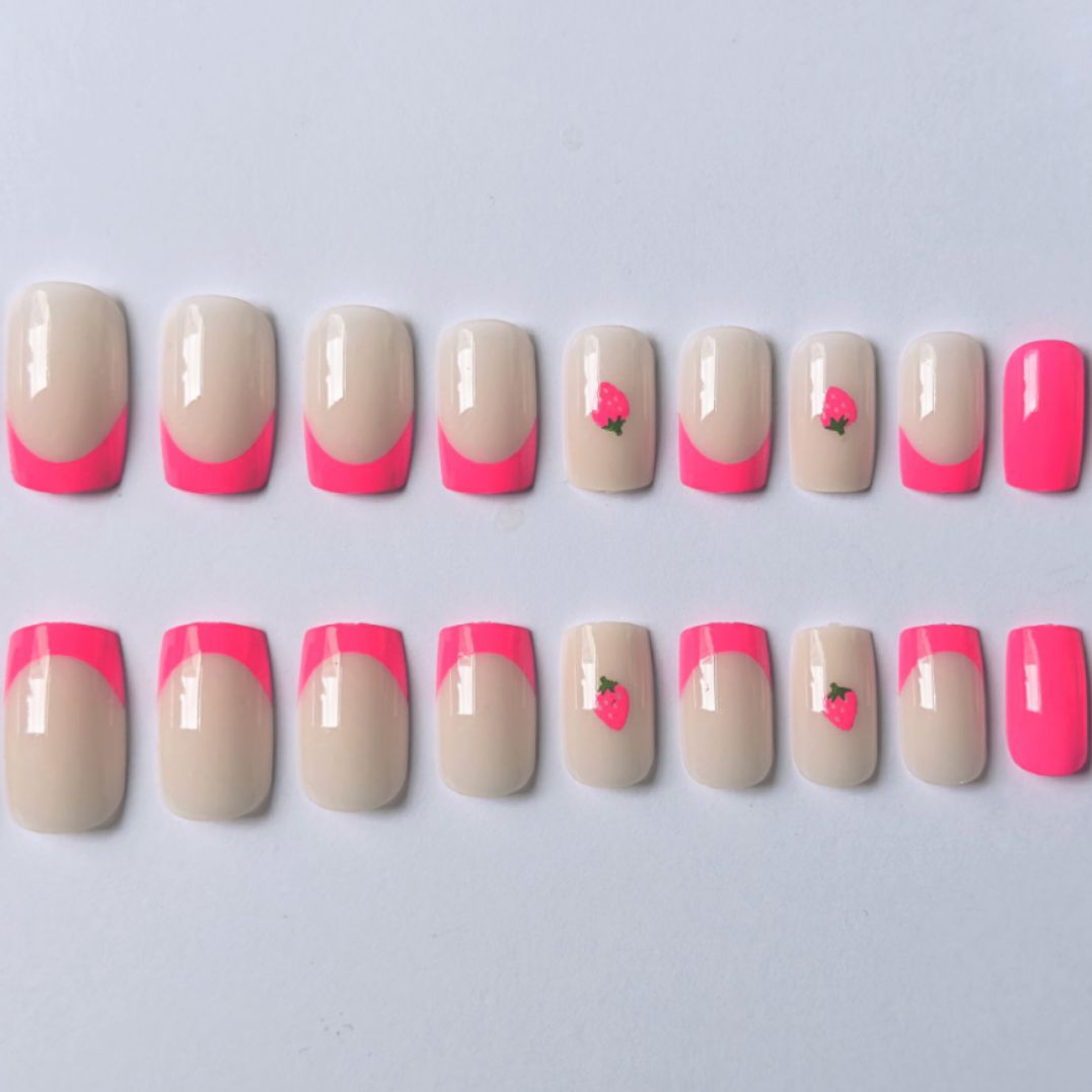 Stylische Acryl-Nagelkunst