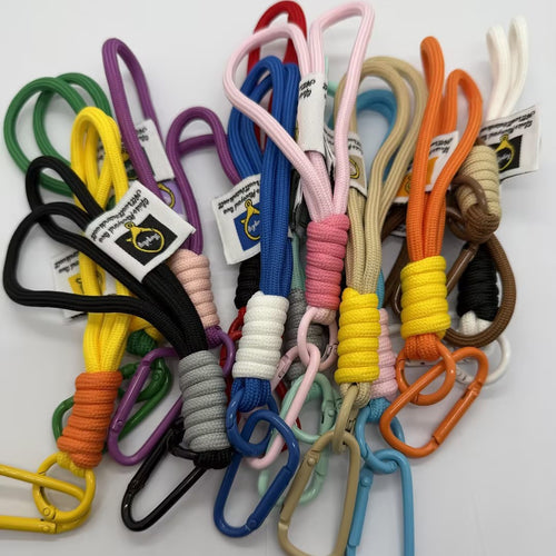 Vielseitiger Paracord Schlüsselanhänger Clip Karnz