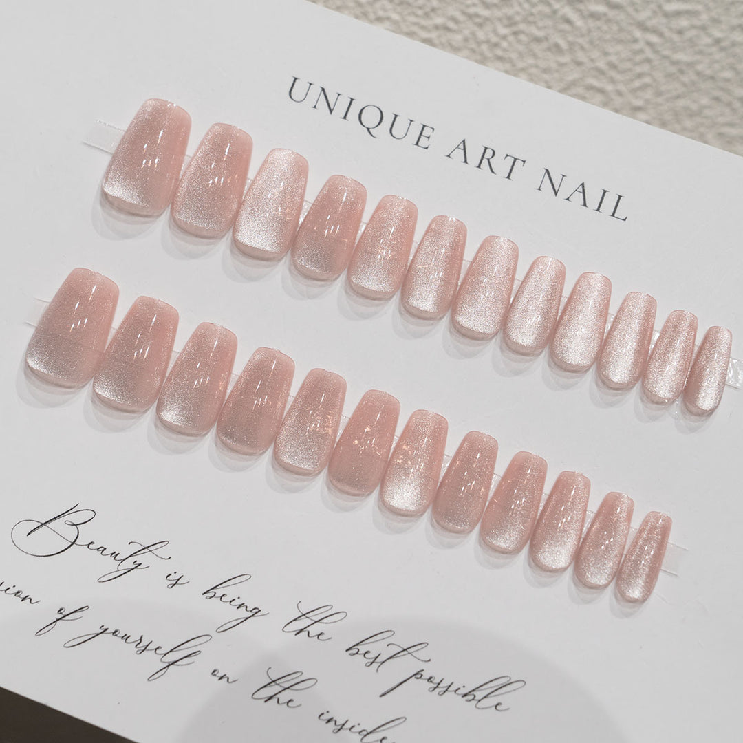 Press-On Nagelkunst mit glänzendem Finish
