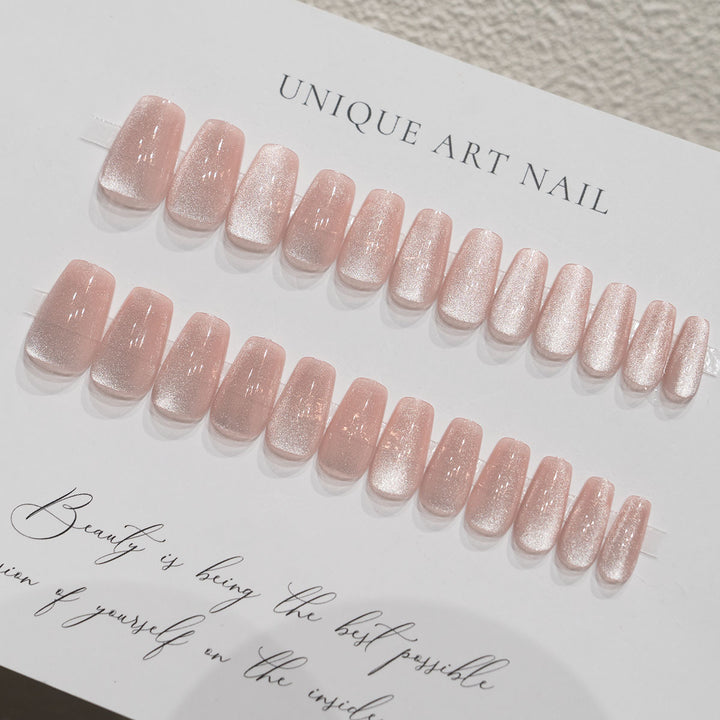 Press-On Nagelkunst mit glänzendem Finish