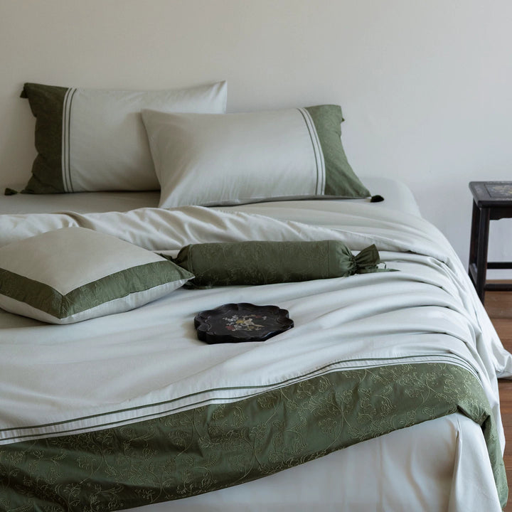 Bestickte Border Baumwollsatin Bettbezug Set mit dekorativem Bolster