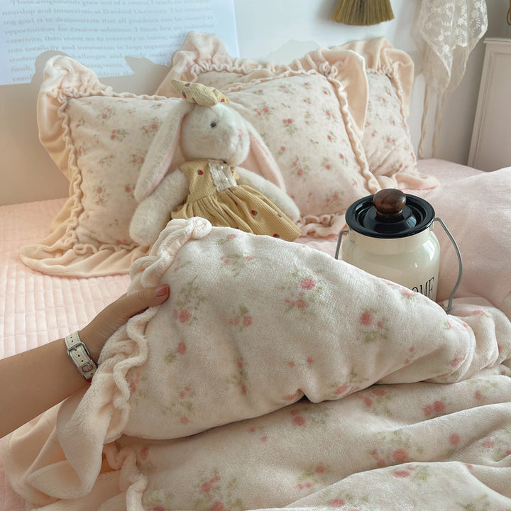Rüsch-Plüsch Wendbare Bettwäsche Set mit Cartoon-Hase Druck und Flanell Kissenbezügen