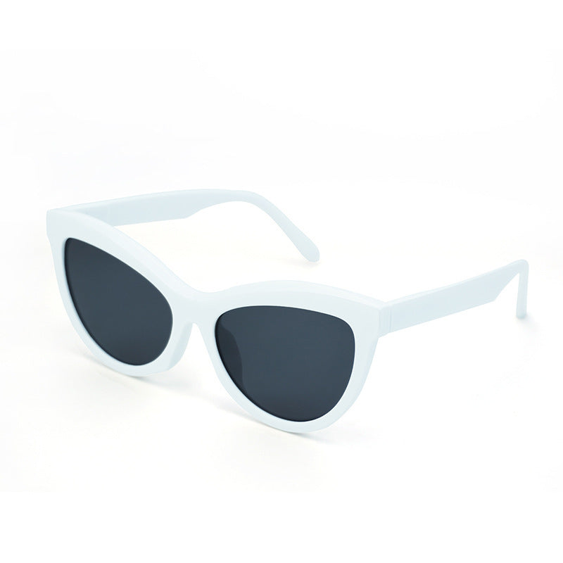 Damen Cat-Eye Sonnenbrille mit modernem, konturiertem Rahmen Karnz