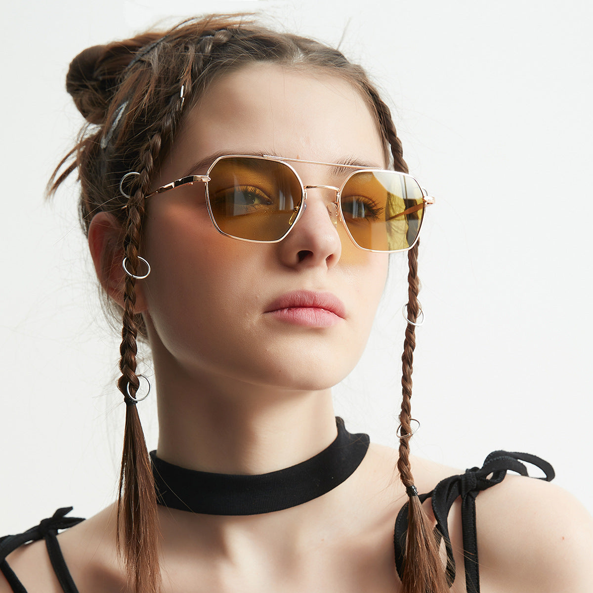 Damen filigrane Sonnenbrille mit elegantem polygonalen Rahmen Karnz