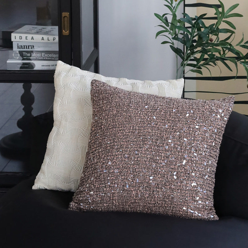 Quadratischer Luxus-Kissenbezug mit glitzernden Pailletten und texturierter Bouclé‑Webung Karnz