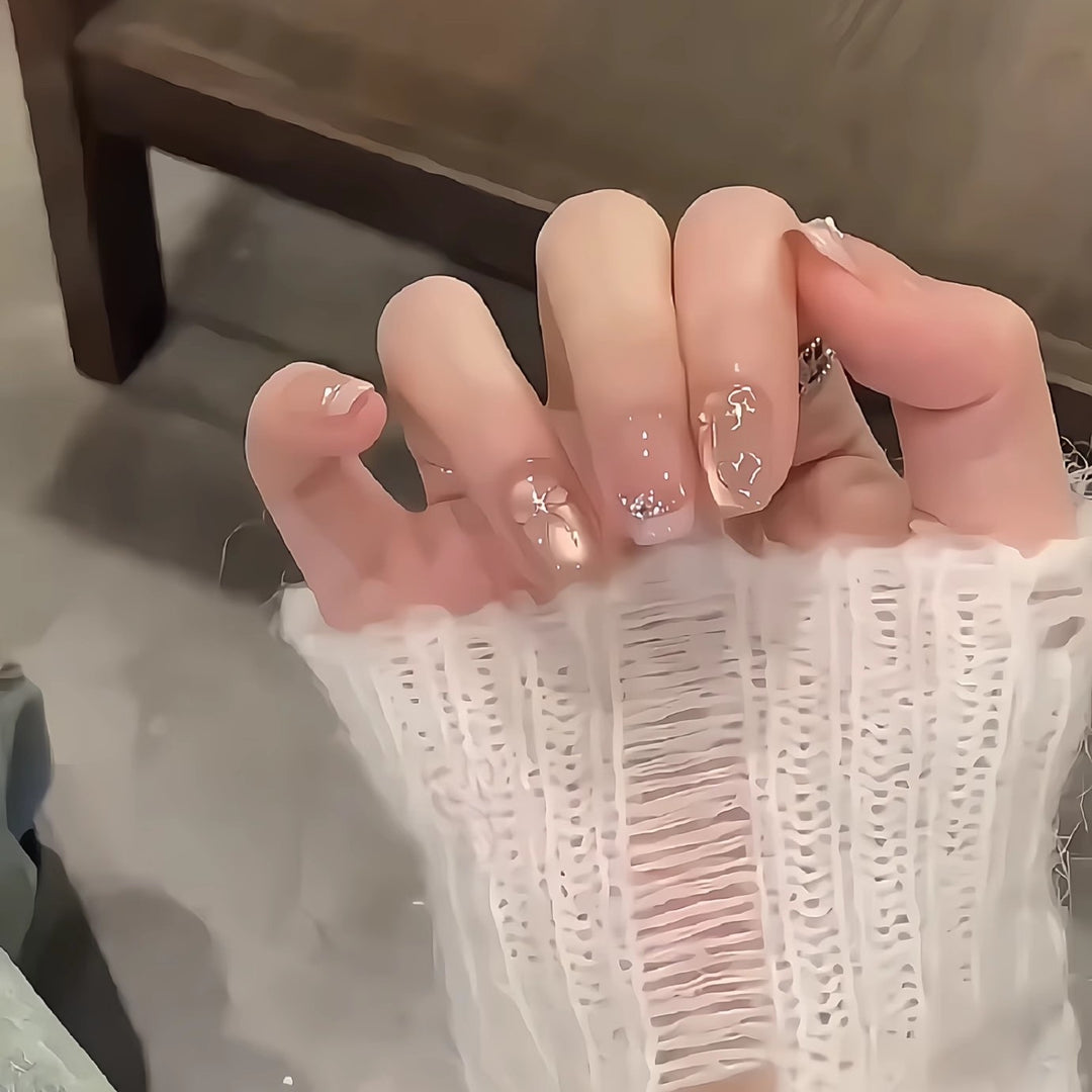Künstlerisches Press-On Nageldesign Set