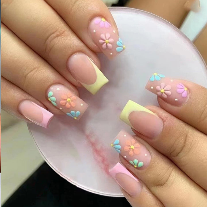 Blumenverzierte Acryl-Nagelspitzen Karnz