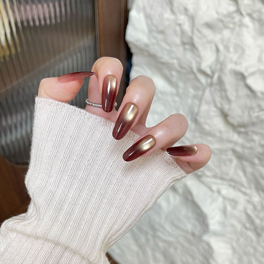 Glänzende Ombre Stiletto Druck-Nägel