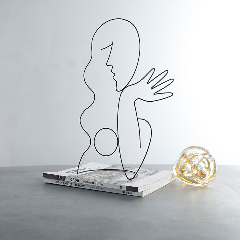Künstlerische Linienkunstskulptur