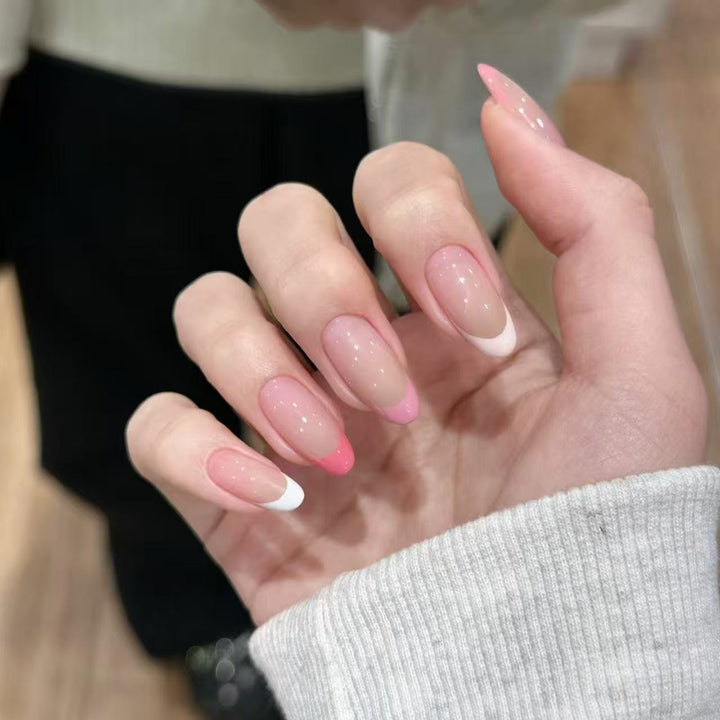 Elegante Ombre Französische Tip Nagelverlängerungen Karnz
