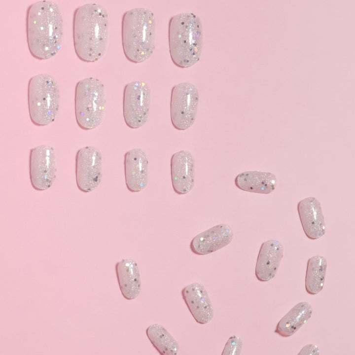 Glamouröser Glitzer Press-On Nagelset Karnz