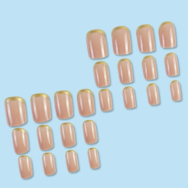 Luxuriöse goldverzierte Gel-Nagelveränderungen Karnz
