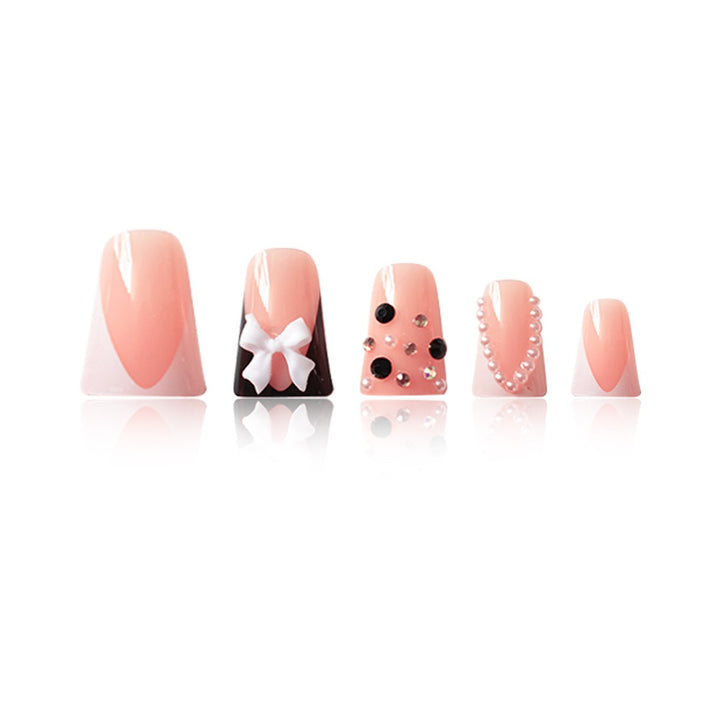 Dekorative Nagelkunst Karnz