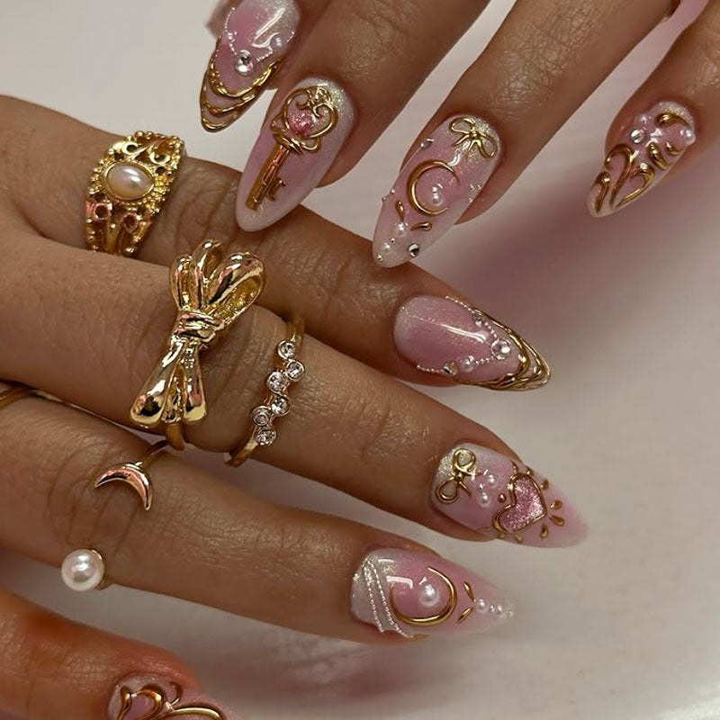 Dekorative Press-On Nail Art