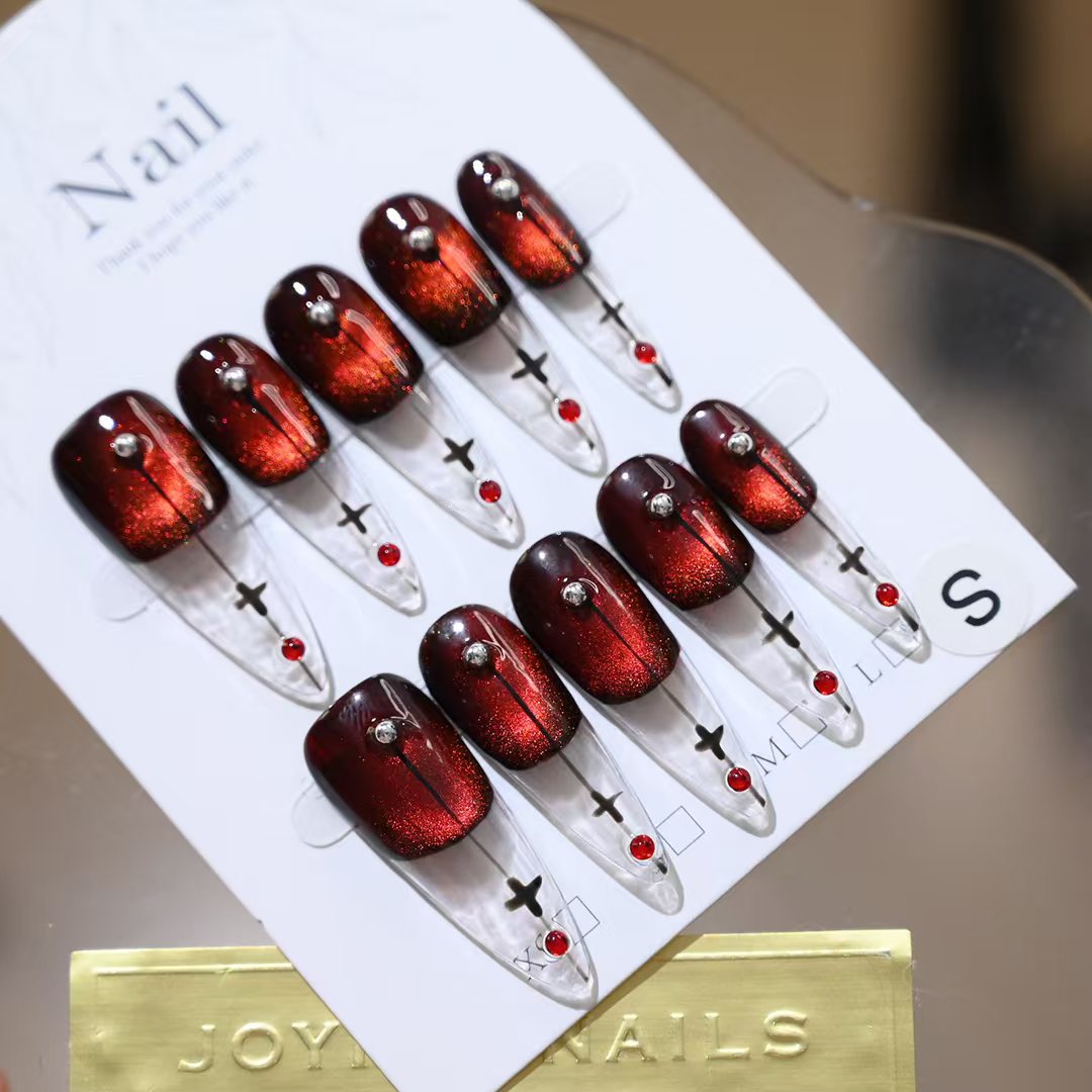 Künstlerische Stiletto-Nagelerweiterungen