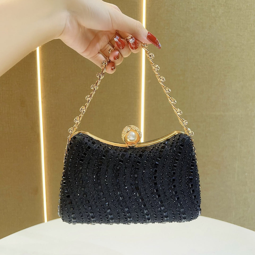 Perlenakzentierte Perlen-Abend-Clutch