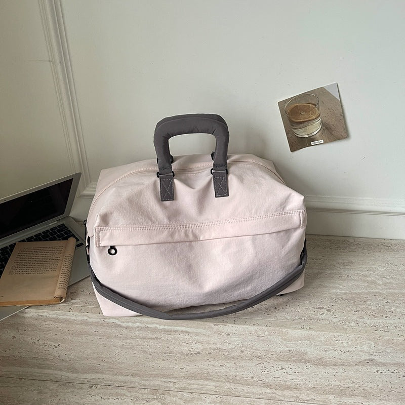 Geräumige Wochenend-Duffel-Tasche Karnz