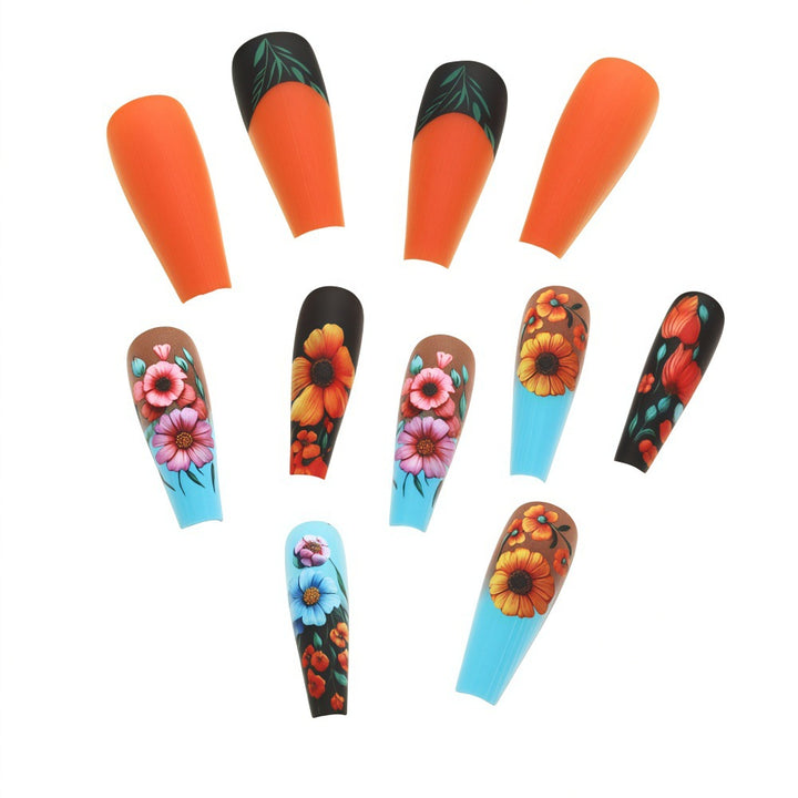 Kunstnail Set mit floralen Motiven Karnz